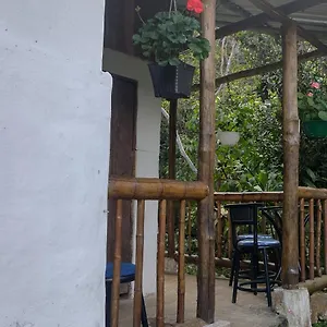  Camping Con Vista Al Rio Colombia