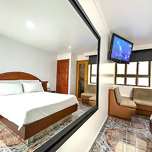 ** Hotel Lavid Kennedy Colombie